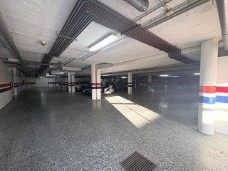 Garaje en venta en El Mayorazgo - El Limonar en Málaga