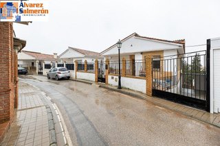 Chalet en venta en Huétor Vega
