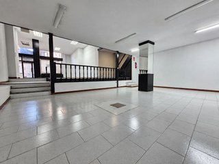 Local comercial en venta en Centro en Torrelavega