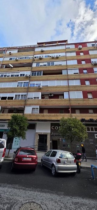 Piso en venta en Viaplana en Huelva