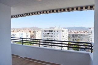 Piso en alquiler en Parque Mediterráneo - Santa Paula en Málaga