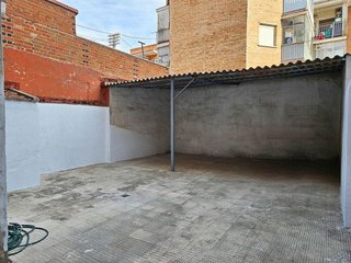 Local comercial en alquiler en Pueblo Nuevo en Madrid
