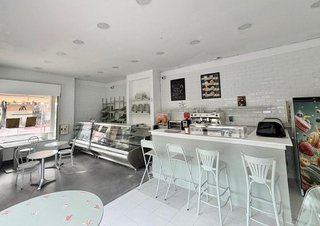 Local comercial en alquiler en Ensanche en Alcobendas