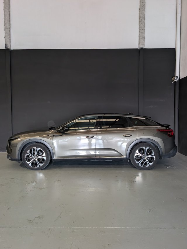 Citroën C5 X Hybrid 225 e-EAT8 Shine