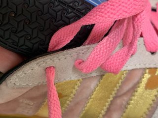 Zapatillas Adidas Rosa y Dorado