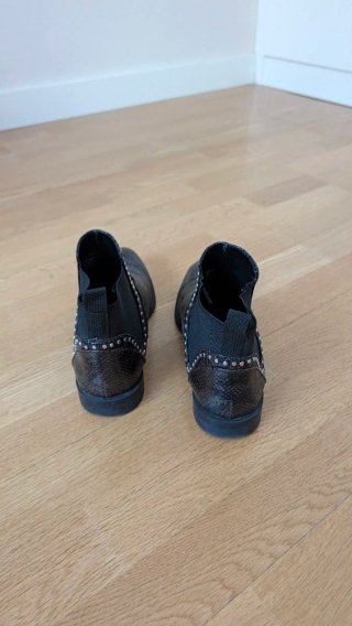 Botines Zara con Tachuelas Talla 38