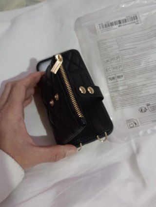 Cover iPhone 15 trapuntato