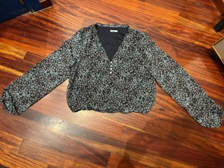 Blusa Noon Azul con Flores Talla M