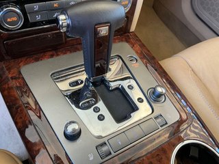 Volkswagen Phaeton 2011