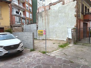 Solar urbano 71 m² centro Torrelavega con proyecto