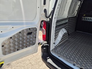 Citroen Berlingo 100cv Talla M fg 3 Plazas
