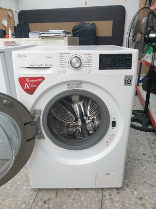 Lavadora LG 8kg + Secadora 5kg