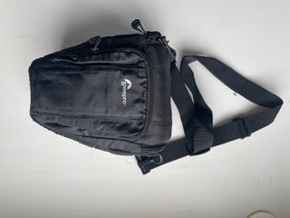 Mochila Fotográfica Lowepro BP250 AWII