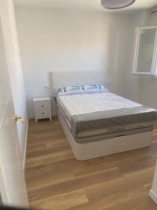 Piso en alquiler en Carlos Haya en Málaga