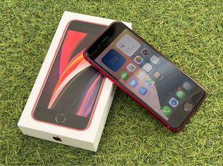 iPhone SE 2020 Rojo
