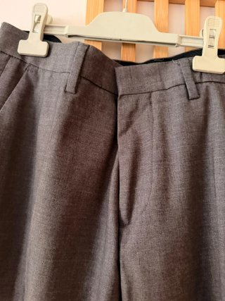 Pantalón de pinza gris Pull&Bear