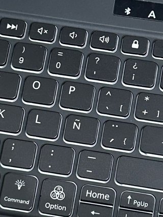 WAVATA Magic Keyboard iPad Air 13 M3 2025/ M2 2024