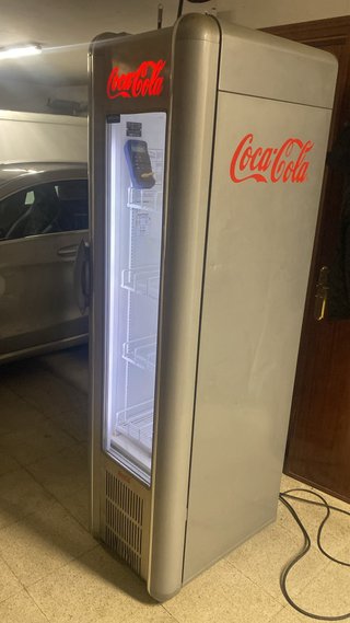 Nevera Coca-Cola Estilo Retro Vertical
