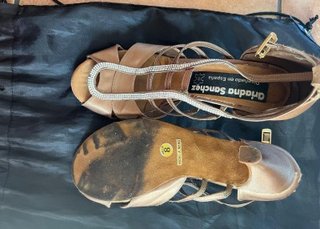 Zapatos de baile Ariadna Sanchez dorados
