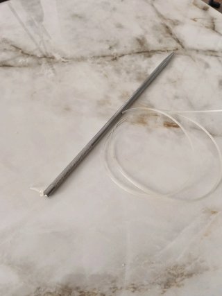 Porta peces metal y cable