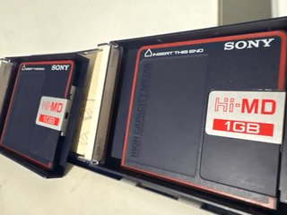 Lote 5 minidisc . 2 Sony 1gb y 3 variados