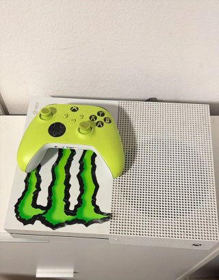 Xbox One X Personalizado Monster Energy