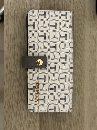 Cartera Tommy Hilfiger nueva