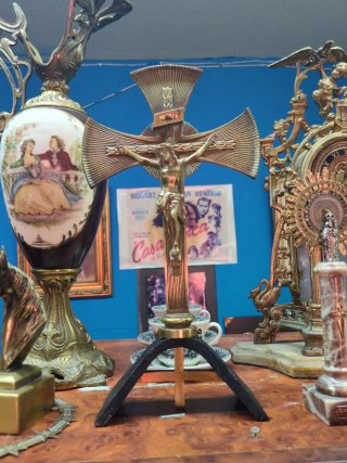 Cristo de bronce