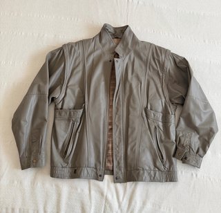 Cazadora Cuero Vintage Gris