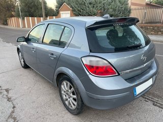 Opel Astra 2005