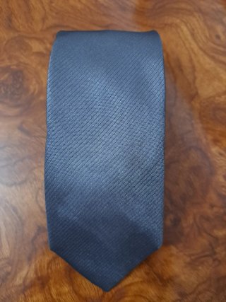 Corbata HUGO BOSS 100% Seda Gris