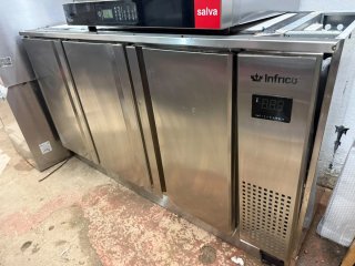Bajomostrador Infrico