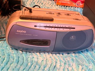Radio Cassette Sanyo M-1560F Portátil