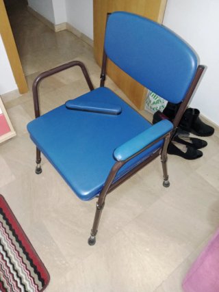 Silla geriatríaca.