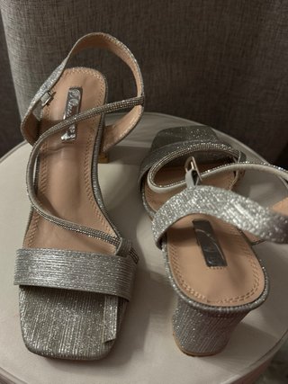 Sandalias de Tacón Plateadas