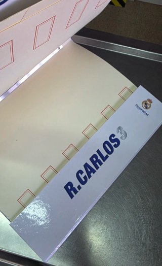 Carpeta Retro Real Madrid Roberto Carlos 2002/03