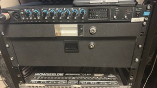 Yamaha 01V96i + MY8-AT ADAT + Flight Case