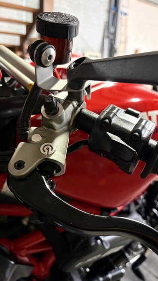 Ducati Monster 1200 R