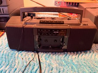 Radio Cassette Portátil Vintage Retro FM/MW/LW