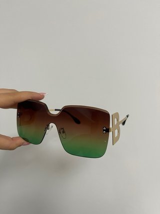 Gafas de sol Burberry B doradas y verdes