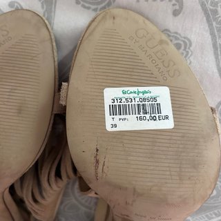 Sandalias Guess Beige y Doradas Nuevas