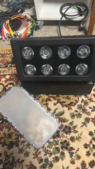 Showtec Helix M1000 Q4 RGBW + difusor