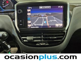 Peugeot 2008 PureTech 110 S&S Allure EAT6 81 kW (110 CV)