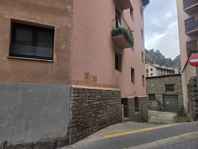 3-bedroom flat for rent in Escaldes-Engordany · 13 of 40