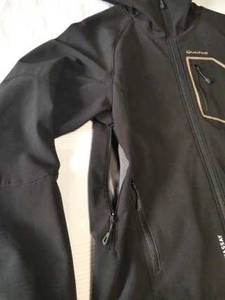 Chaqueta Quechua Negra Talla L
