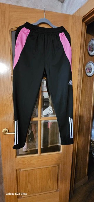 Pantalón chándal Adidas negro y rosa