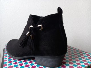 Botines negros ante talla 37