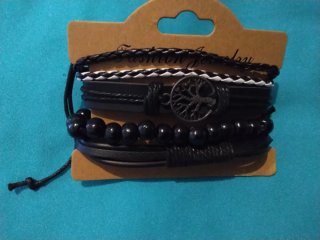 Pack Reloj  y Pulseras elegantes