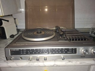 Philips Tocadiscos Radio Cassette 901