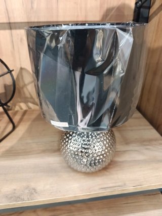 Lámpara de mesa moderna
